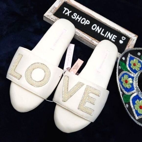 Victoria's Secret Shoes - Victoria's Secret slippers